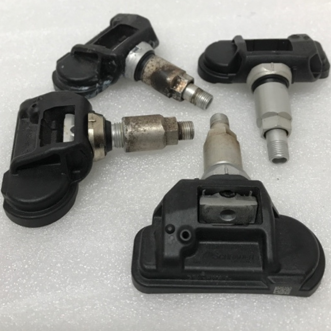 Set of 4 Mercedes TPMS Sensor 433 Mhz A0009050030 d52640c7