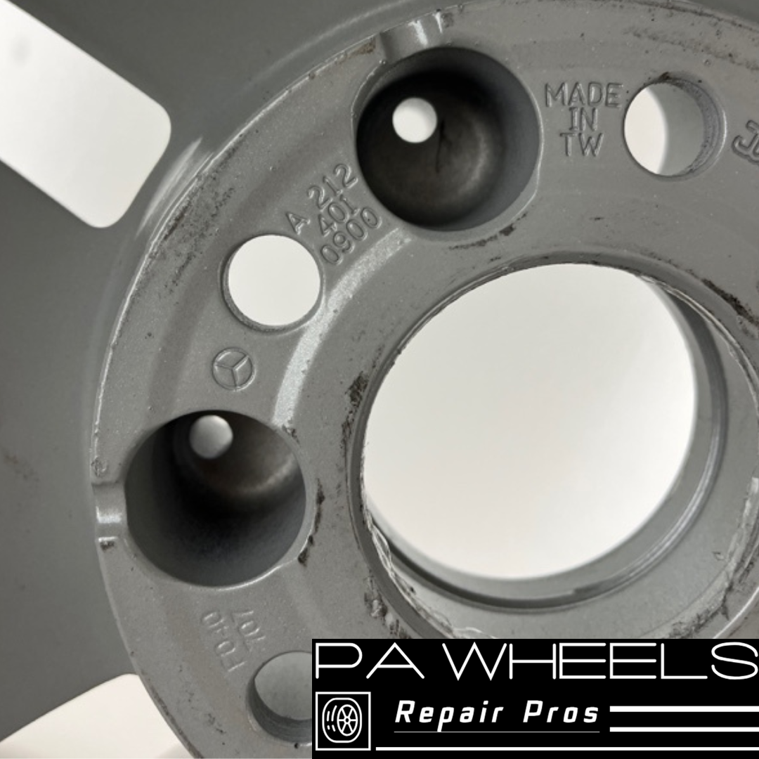 MERCEDES E63 E63s 2014-2016 19" FACTORY OEM REAR AMG WHEEL RIM 85400 A2124010900