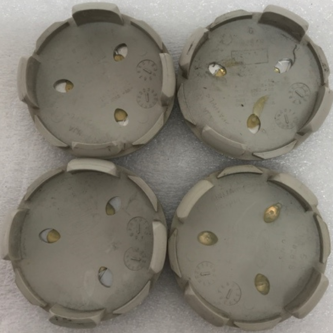Set of 4 Ford Wheel Center Caps 6M21-1003-AA d4bb8668