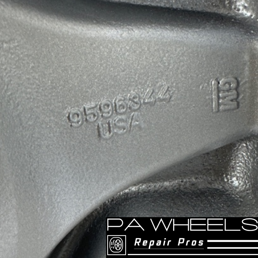 CHEVROLET EXPRESS AVALANCHE SILVERADO SUBURBAN 07-14 17" OEM WHEEL RIM 5299