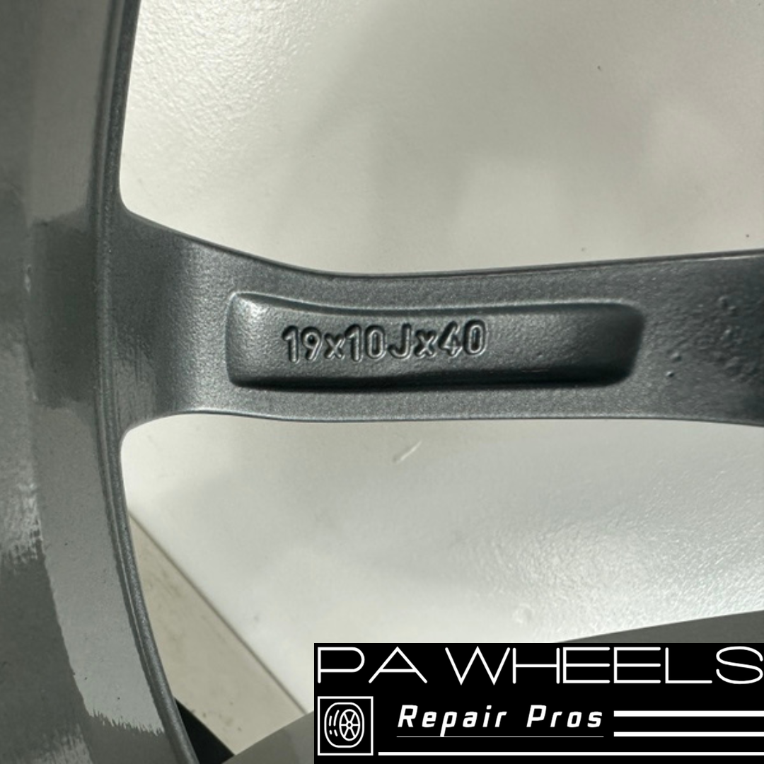 CHEVROLET CORVETTE 2013 19" FACTORY ORIGINAL WHEEL RIM FRONT 5595 9598724