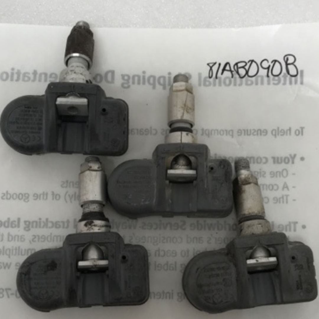 Set of 4 Mercedes Benz TPMS SENSOR 433 Mhz A0035400217 81ab090b