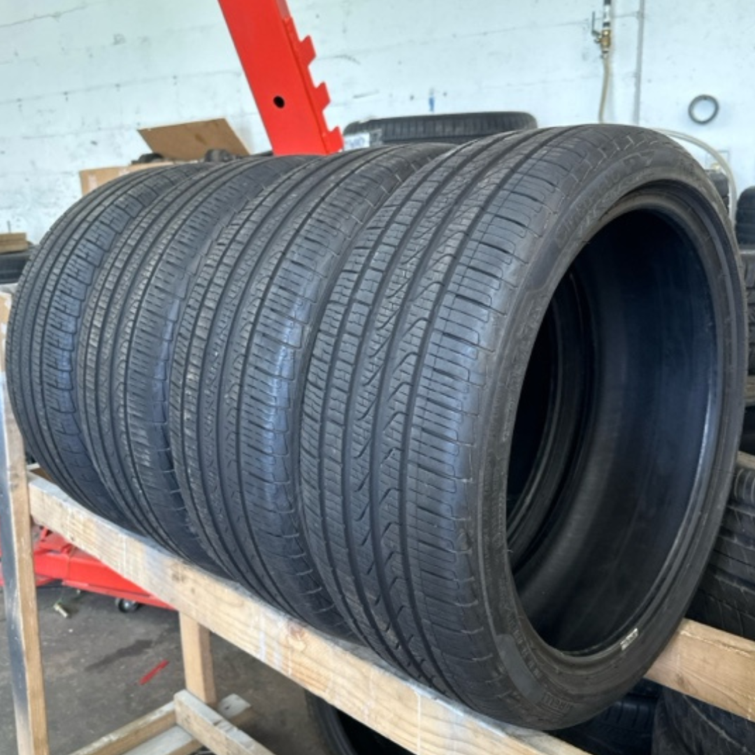 Set of 4 Pirelli Cinturato P7 Size 225/40/19