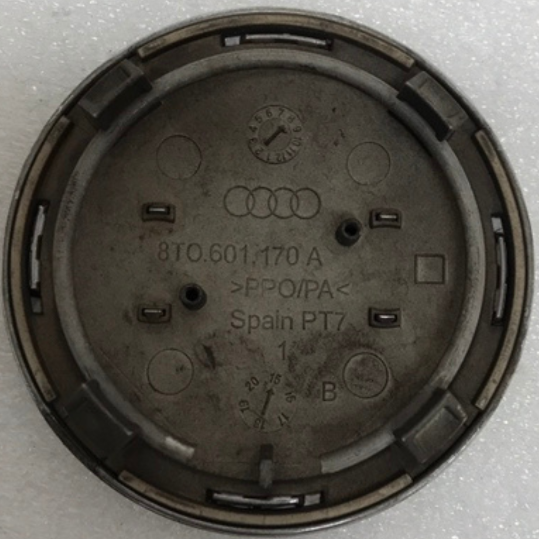 Set of 3 Audi Wheel Center Cap 8T0601170A 63e1f0e7