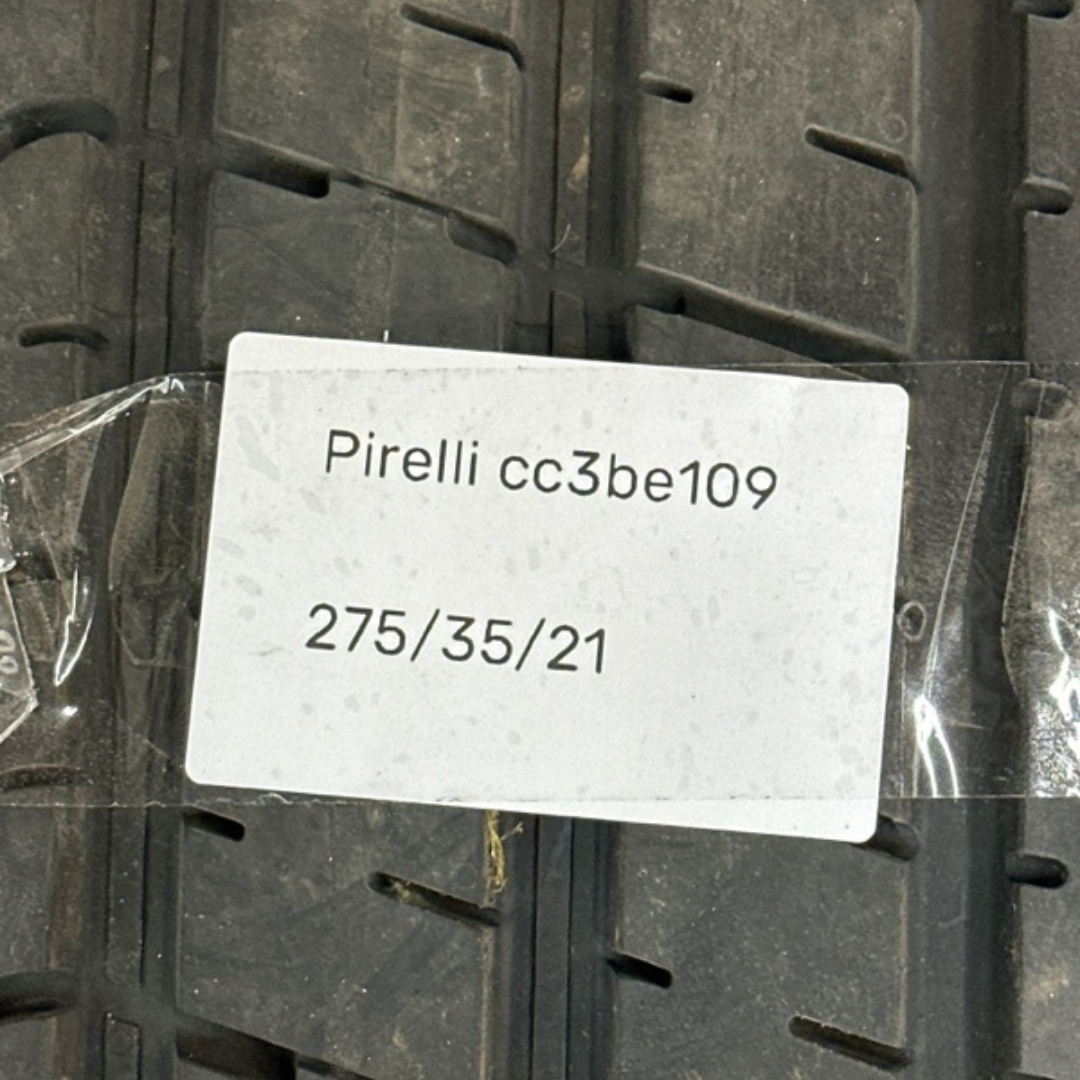 Set of 4 PIRELLI PZERO 275/35/21 Tires cc3be109