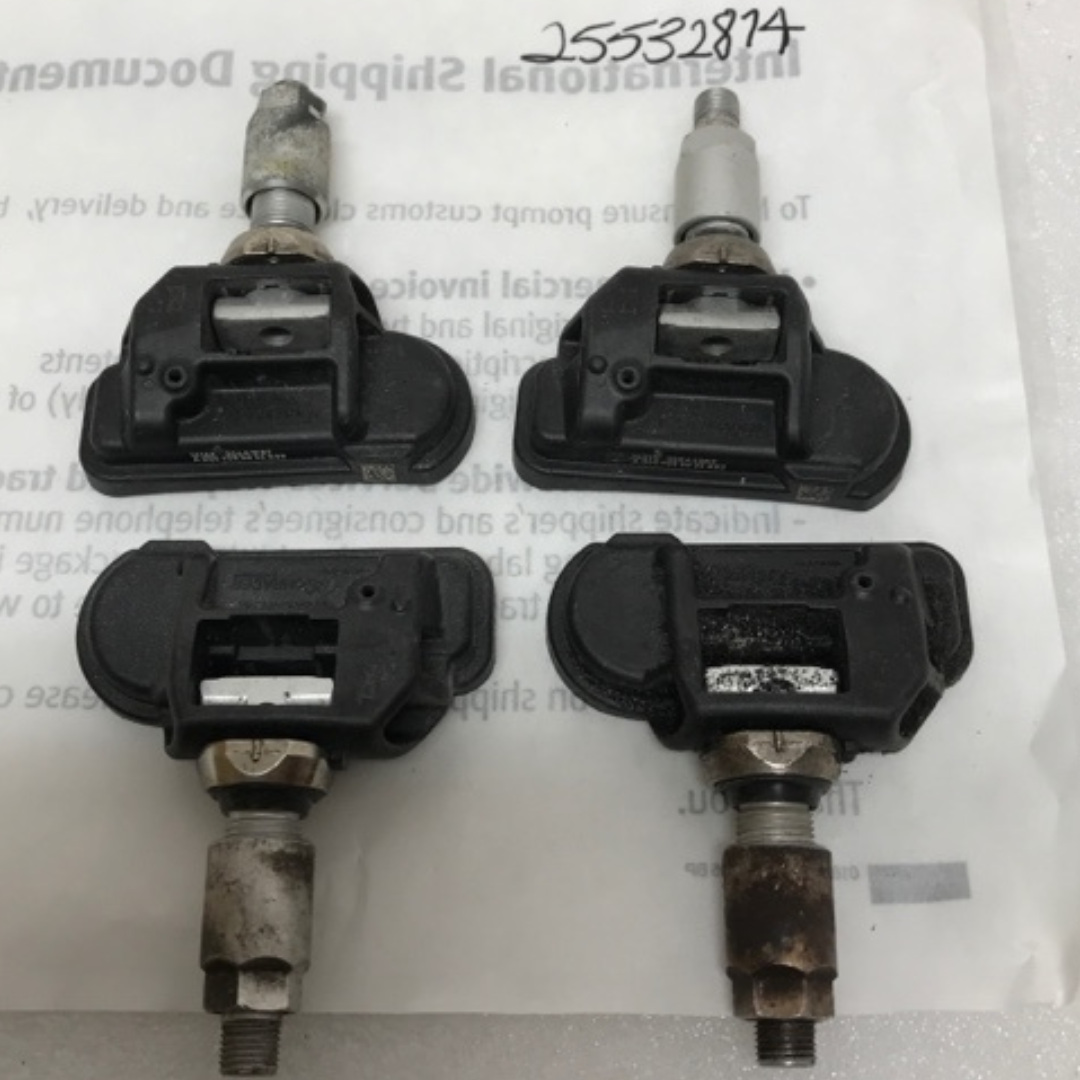Set of 4 Mercedes-Benz TPMS 433 Mhz A0009050030 25532814