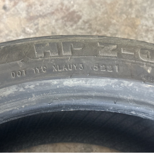 ADVANTA HP-Z-D TIRE 225/40/19 2103ea8c USED
