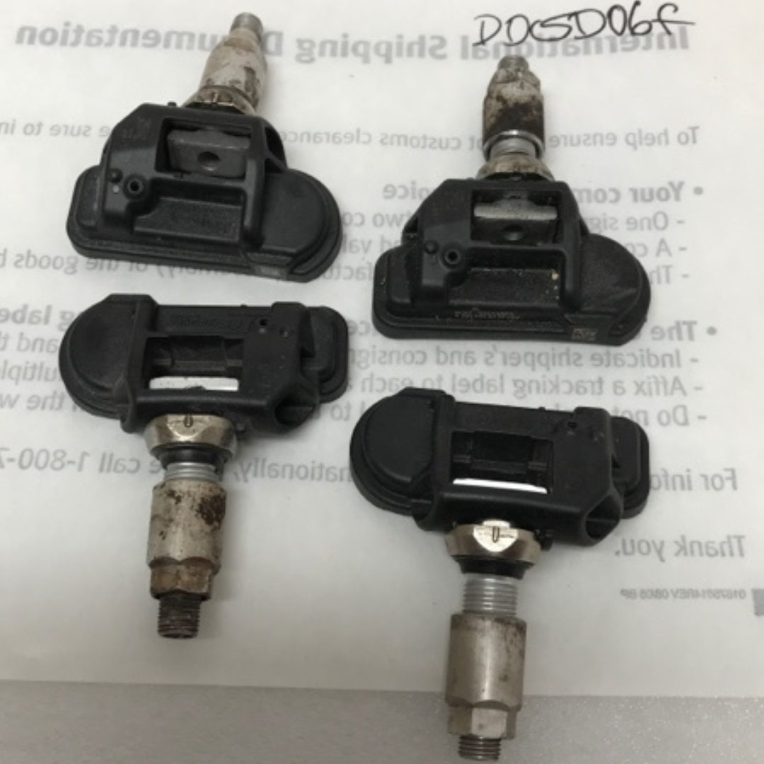 Set of 4 Mercedes Benz TPMS A0009050030 433MHz ddc5d06f
