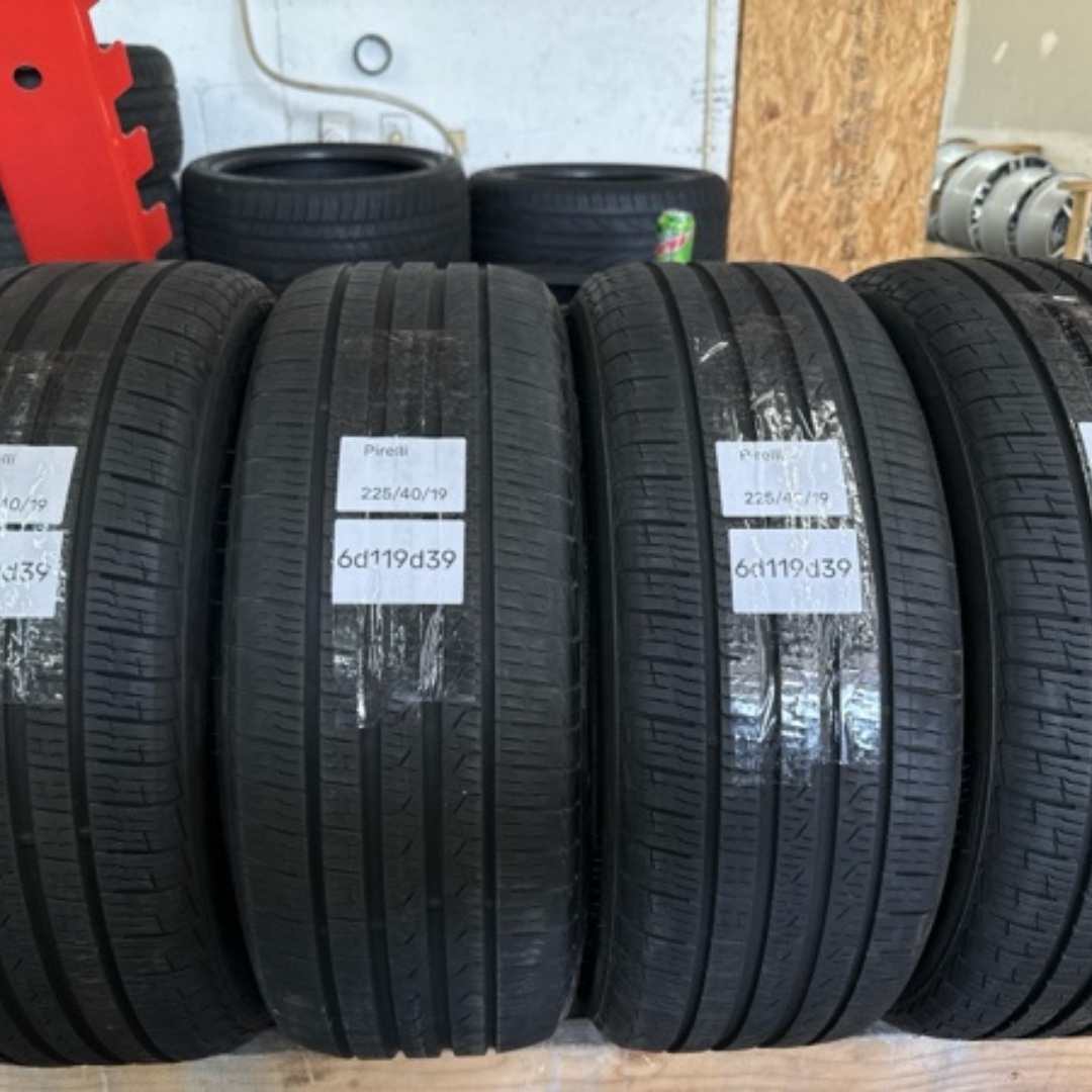 Set of 4 Pirelli Cinturato P7 Size 225/40/19