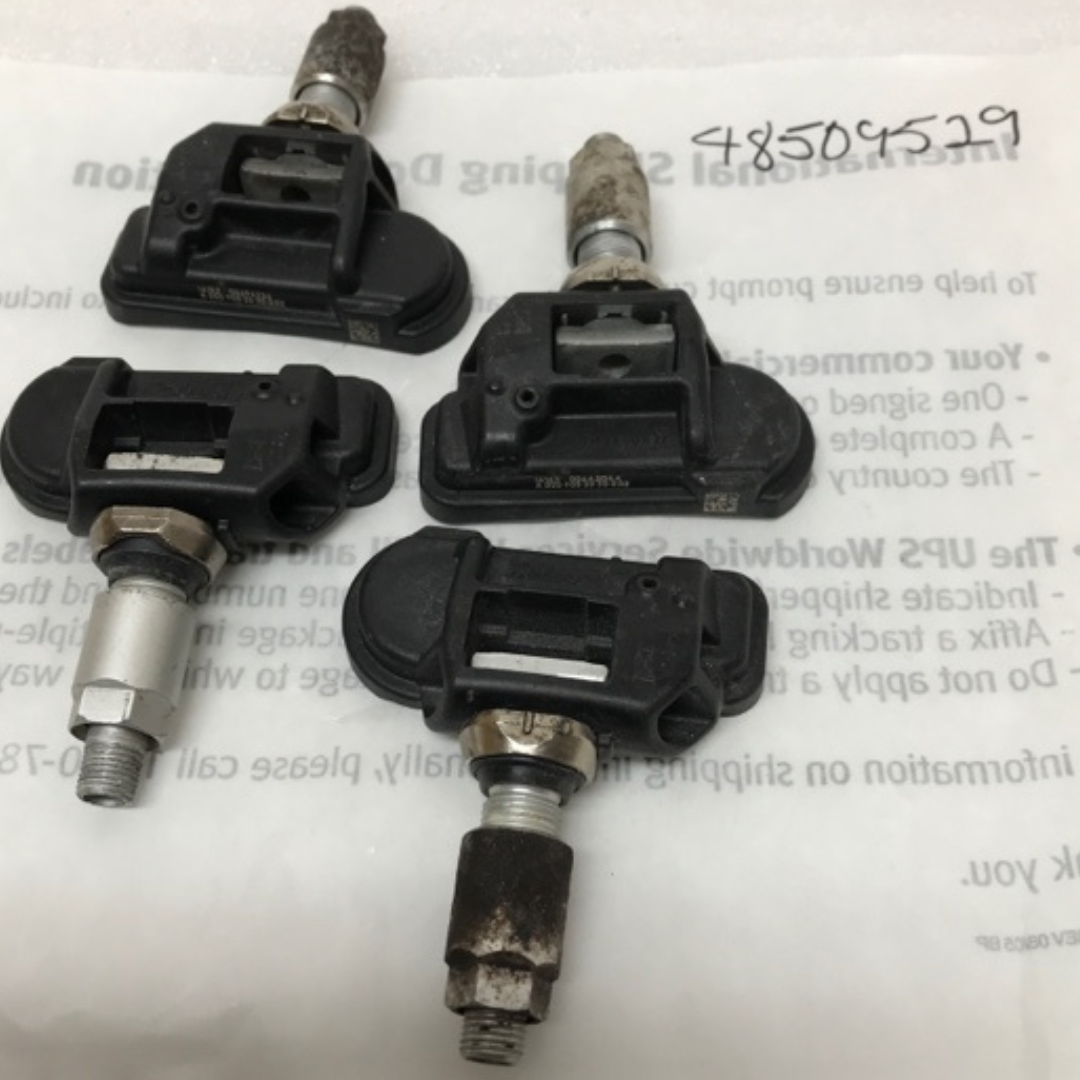 Set of 4 Mercedes Benz TPMS Sensor 433 Mhz A0009050030 48509529