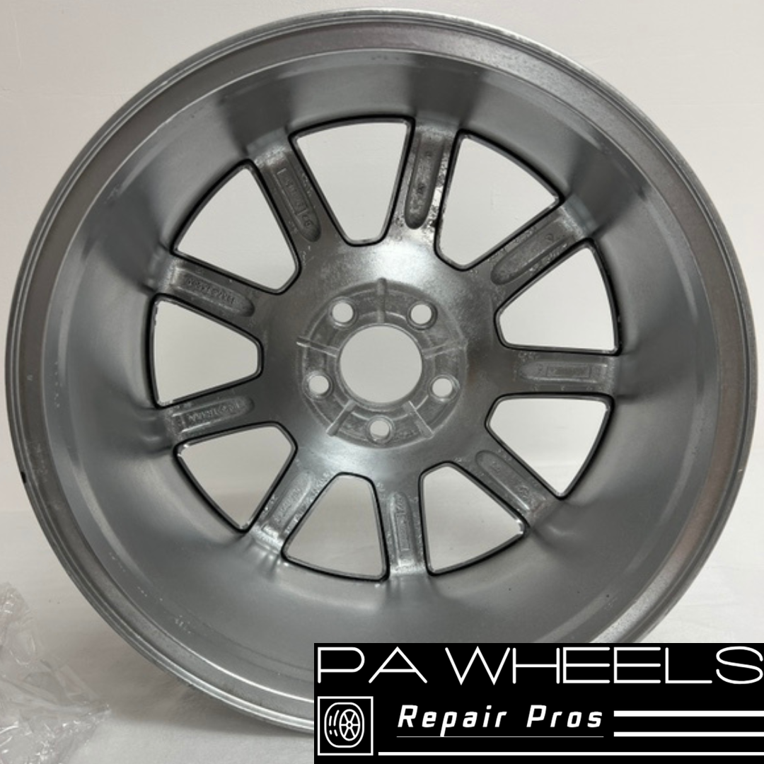 CHRYSLER 300 2007-2010 18" FACTORY ORIGINAL WHEEL RIM USED 2280 1DP33TRMAA