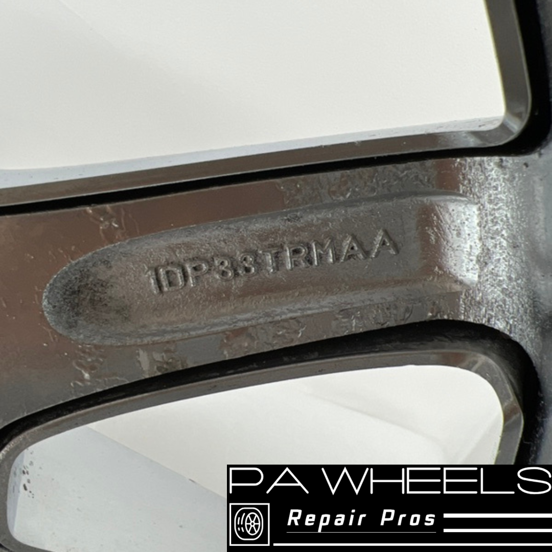 CHRYSLER 300 2007-2010 18" FACTORY ORIGINAL WHEEL RIM USED 2280 1DP33TRMAA