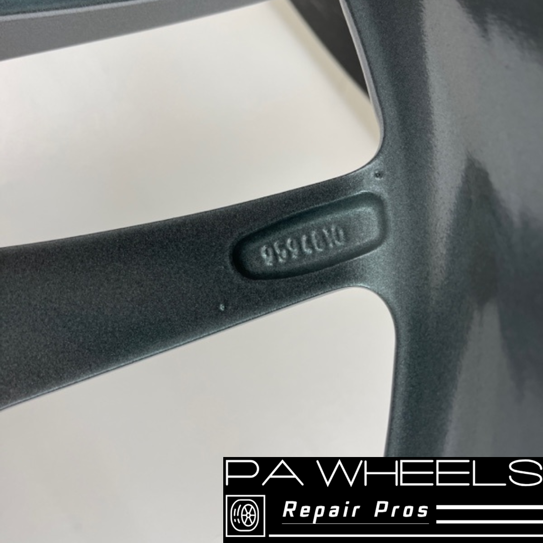 CHEVROLET CORVETTE 2002 2003 2004 18" FACTORY OEM WHEEL RIM REAR 5147 09594811