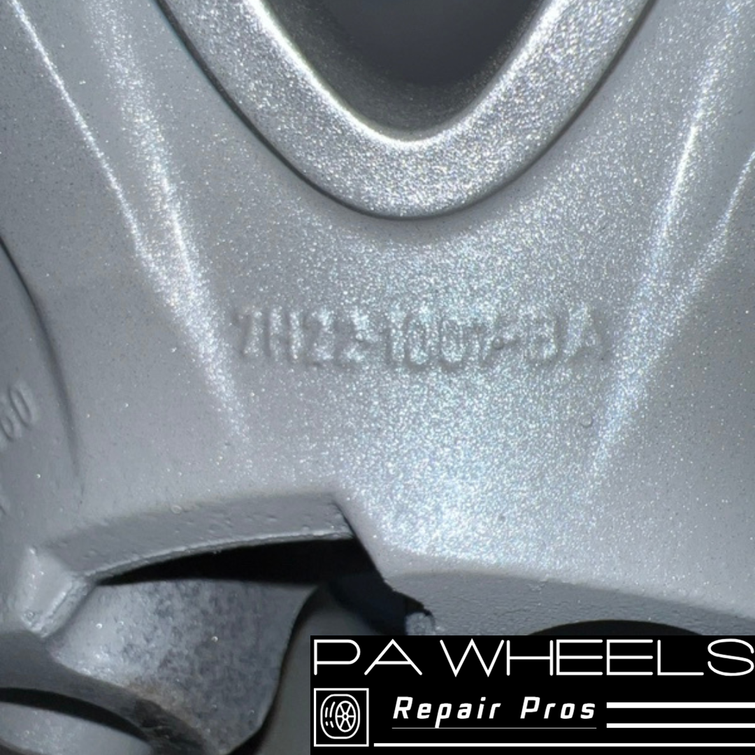 LAND ROVER LR3 2007-2009 18" FACTORY OEM WHEEL RIM 72201 7H22-1007-BA