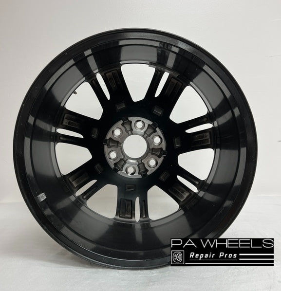 CADILLAC ESCALADE ESCALADE ESV 2015 2016 2017 2018 2019 2020 22 INCH ALLOY WHEEL RIM FACTORY OEM 4738 22939271 Manufacturer Part Number: 22939271; 22939280 Hollander Number: 4738 Condition: Remanufactured to Original Factory Condition Finish: GLOSS BLACK Size: 22" x 9" Bolts: 6 x 139.7mm Offset: 24 mm Position: UNIVERSAL