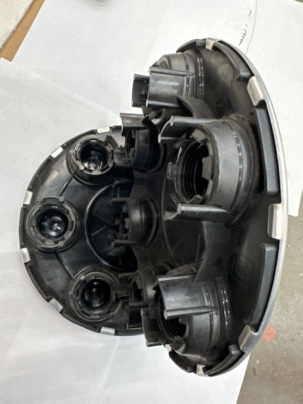 Chevy AVALANCHE SILVERADO SUBURBAN 1500 TAHOE Wheel Hub Center Cap 9596341 USA