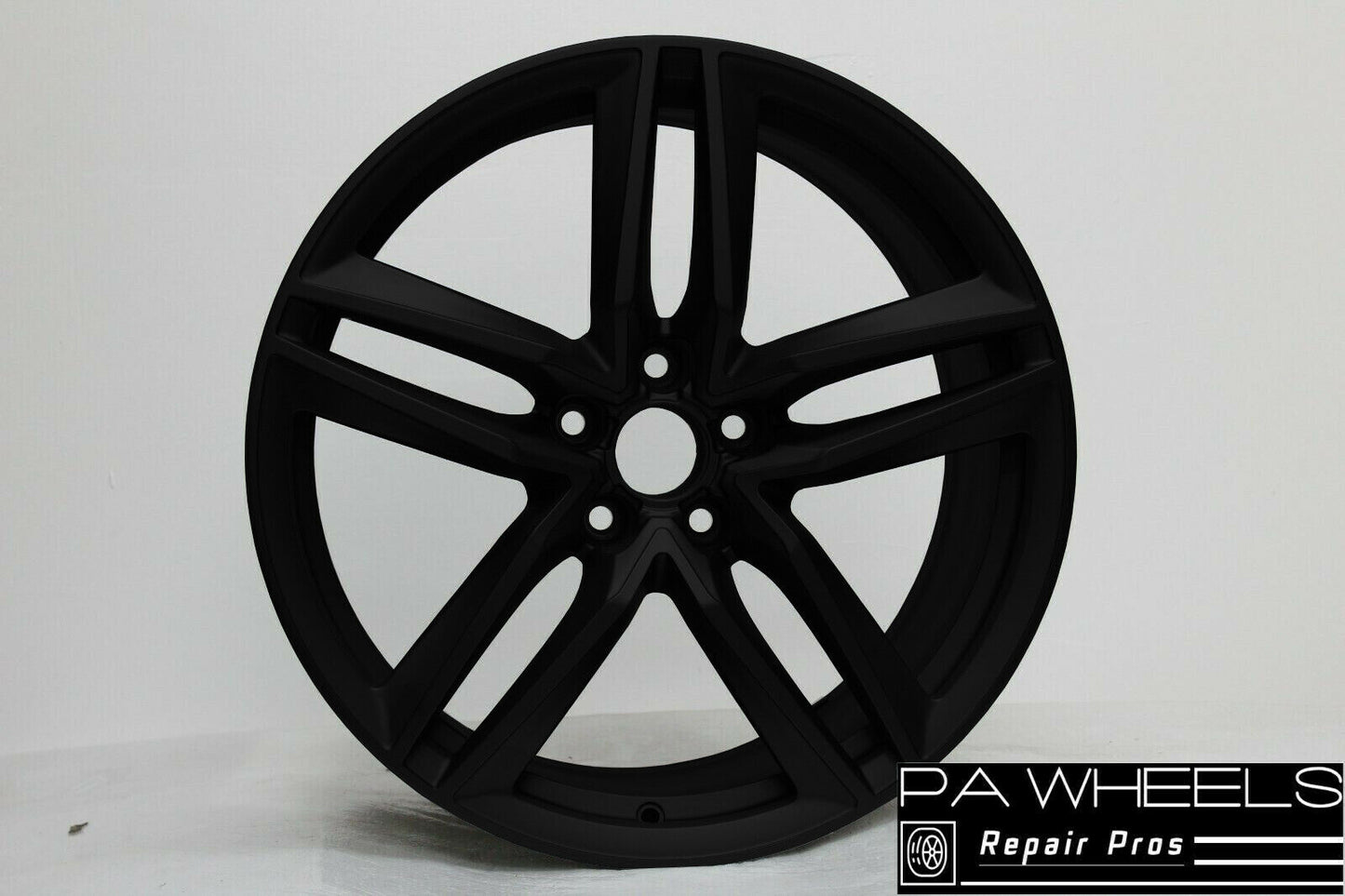 AUDI R8 2015 19" FACTORY ORIGINAL REAR WHEEL RIM