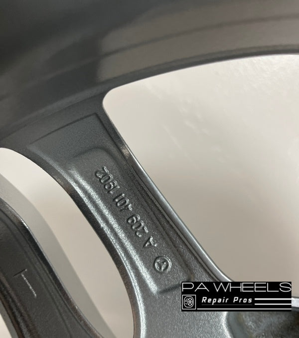 MERCEDES CLK550 CLK63 2008 2009 17" FACTORY ORIGINAL REAR WHEEL RIM