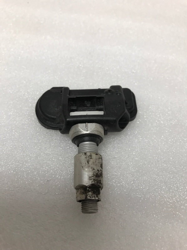 Set of 4 Mercedes Benz TPMS Sensor 0009050030 433MHz