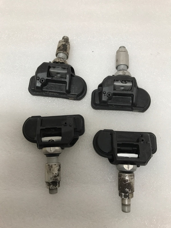 Set of 4 Mercedes Benz TPMS Sensor 0009050030 433MHz