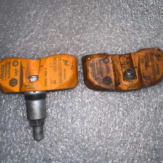 Set of 2 HUF TPMS Tire Pressure Sensor 433 Mhz 95d1fe94