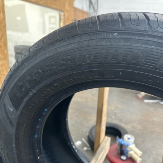 CROSS WIND HT 235/60/18 TIRE 1c8a3e48