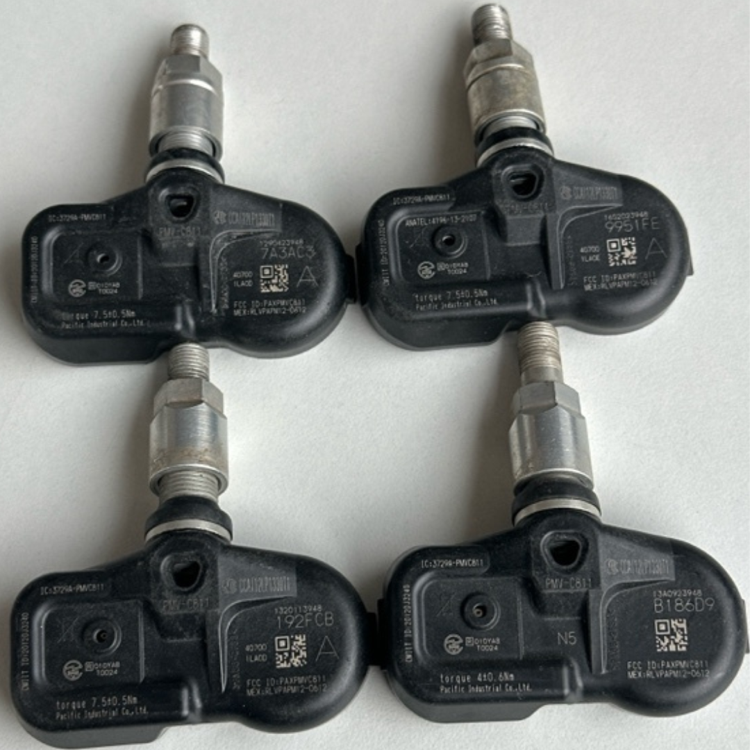 Set of 4 PMV-C811 Infiniti, Nissan TPMS SENSORS 315 MHz 42680141