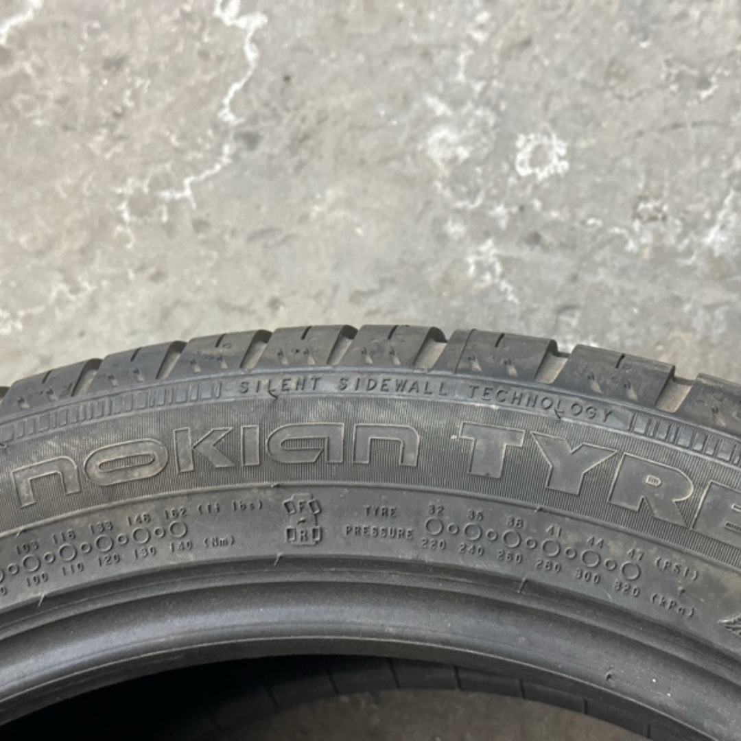 NOKIAN 245/45/19 TIRE b01837a1