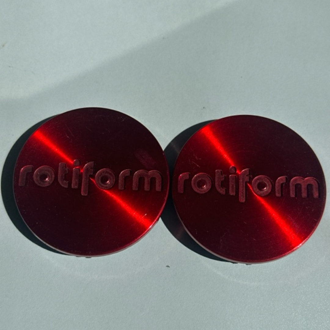 Set of 2 ROTIFORM Red center caps 86fc6417