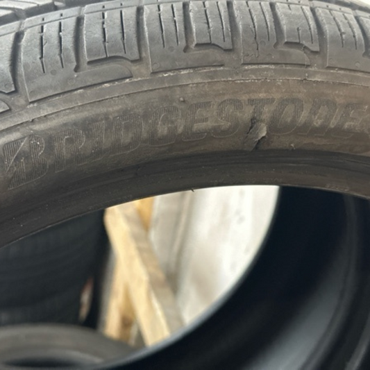 TIRE BRIDGESTONE TURANZA 225/40/19 TIRES 97414864