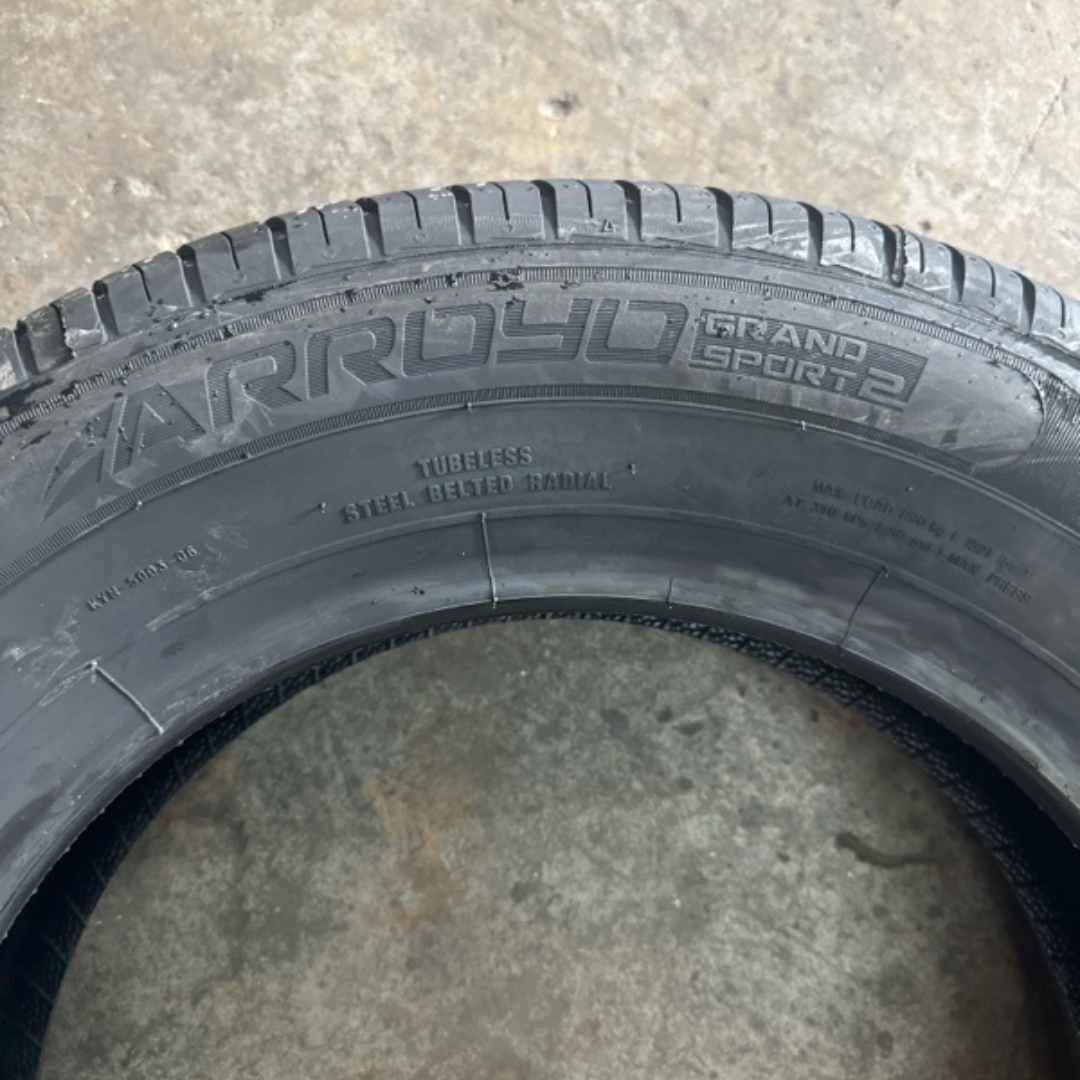 Set of 4 Arroyo Grand Sport 2 195/65/15 Tires 3282c1cd