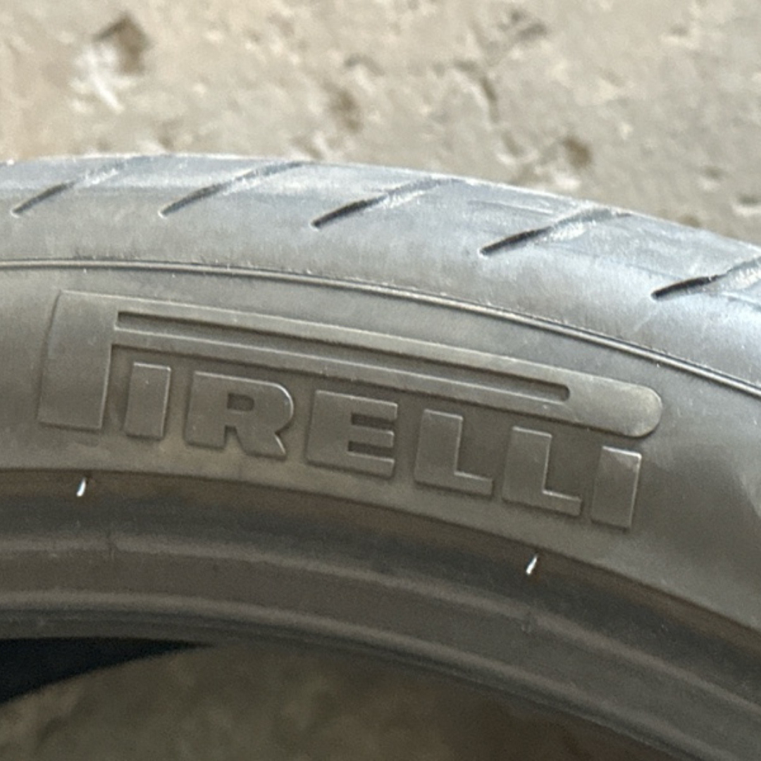 One Pirelli PZero 285/30/19 Tire 76a42dc9