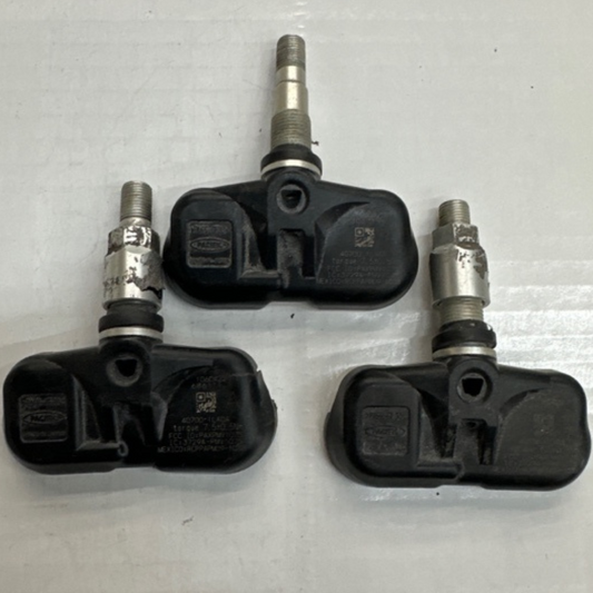 Set of 4 Genuine OEM Nissan TPMS Tire Pressure Sensors 40700-1LA0C f8cc9c67