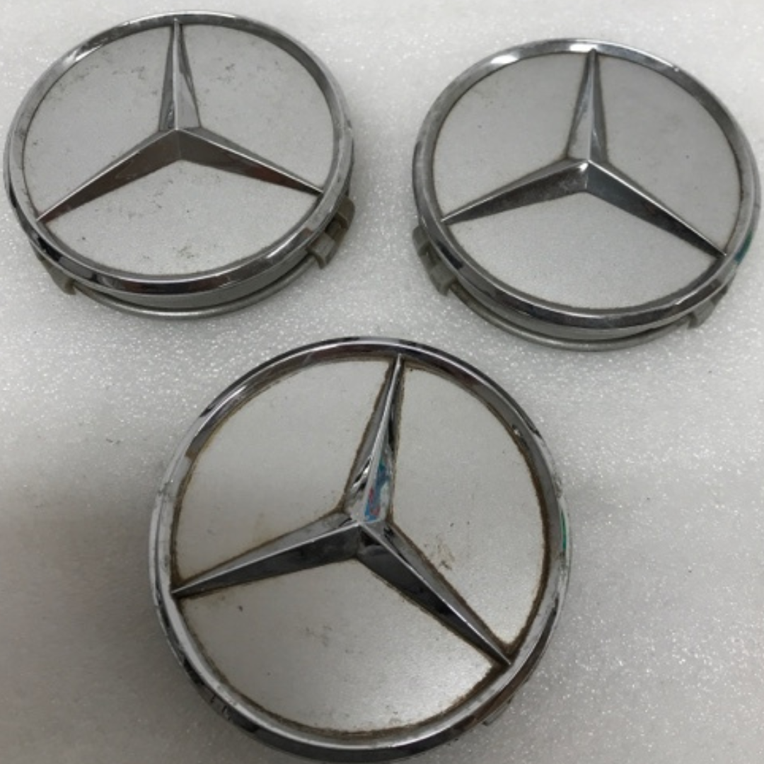Set of 3 Mercedes Benz Silver Center Caps A2204000125 75 MM dfb9316f