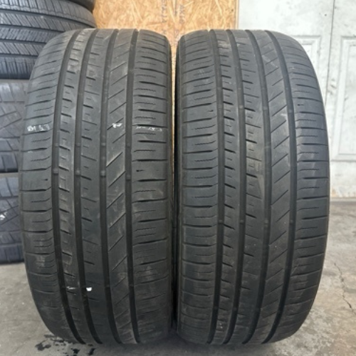 TOYO Set of 2 TIRE 225/40/19 b3625f0b
