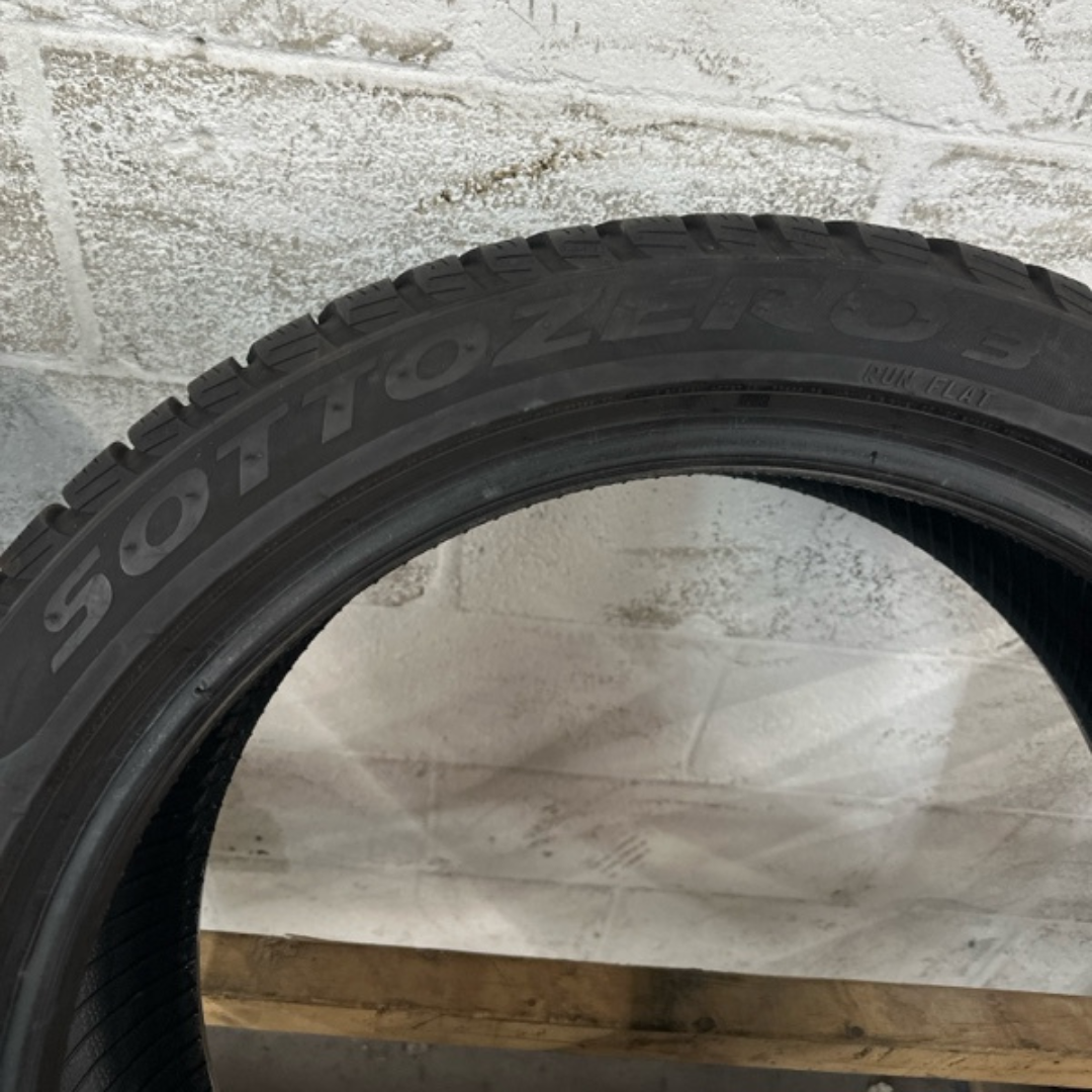 Set of 3 Pirelli Sottozero 3 Size 225/45/18
