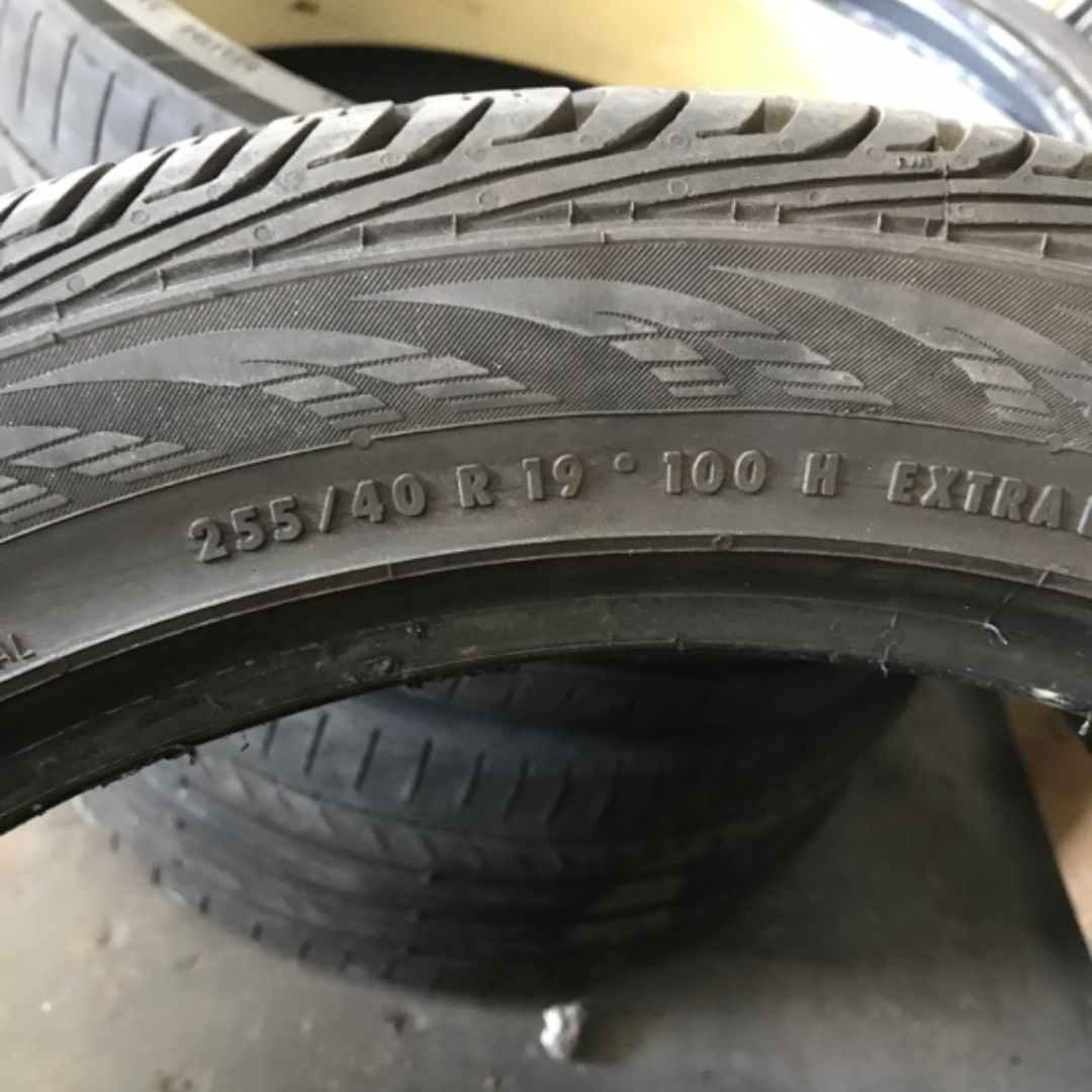 One Continental ContiProContact 255/40/19 Tire e4454e90