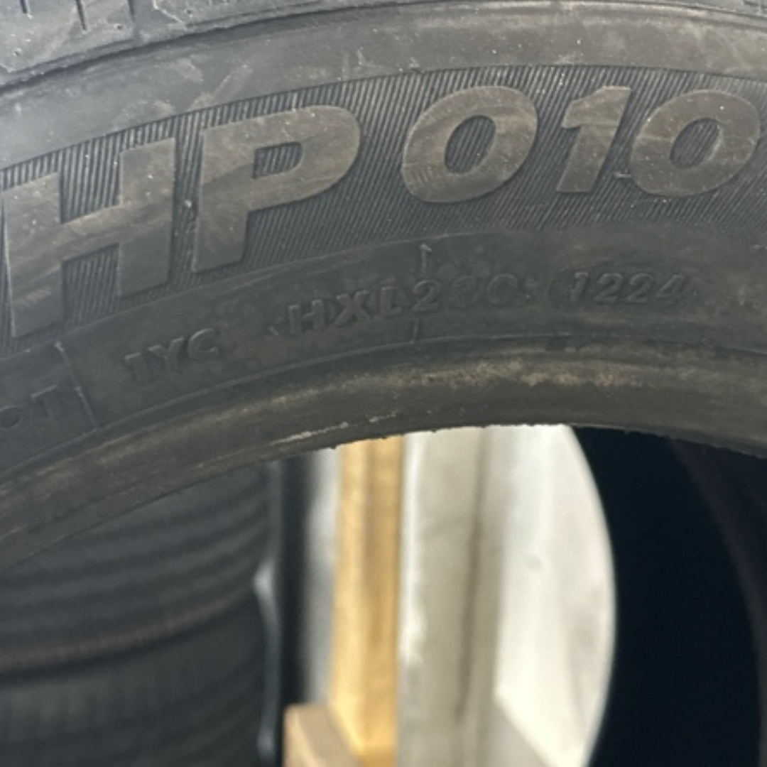 SET OF 2 CROSSWIND HP010 PLUS 215/55/17 TIRES 7a87b6b6