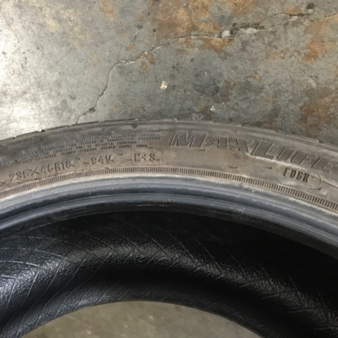 One GOOD YEAR ASSURANCE 235/45/18 Tire 722752d7