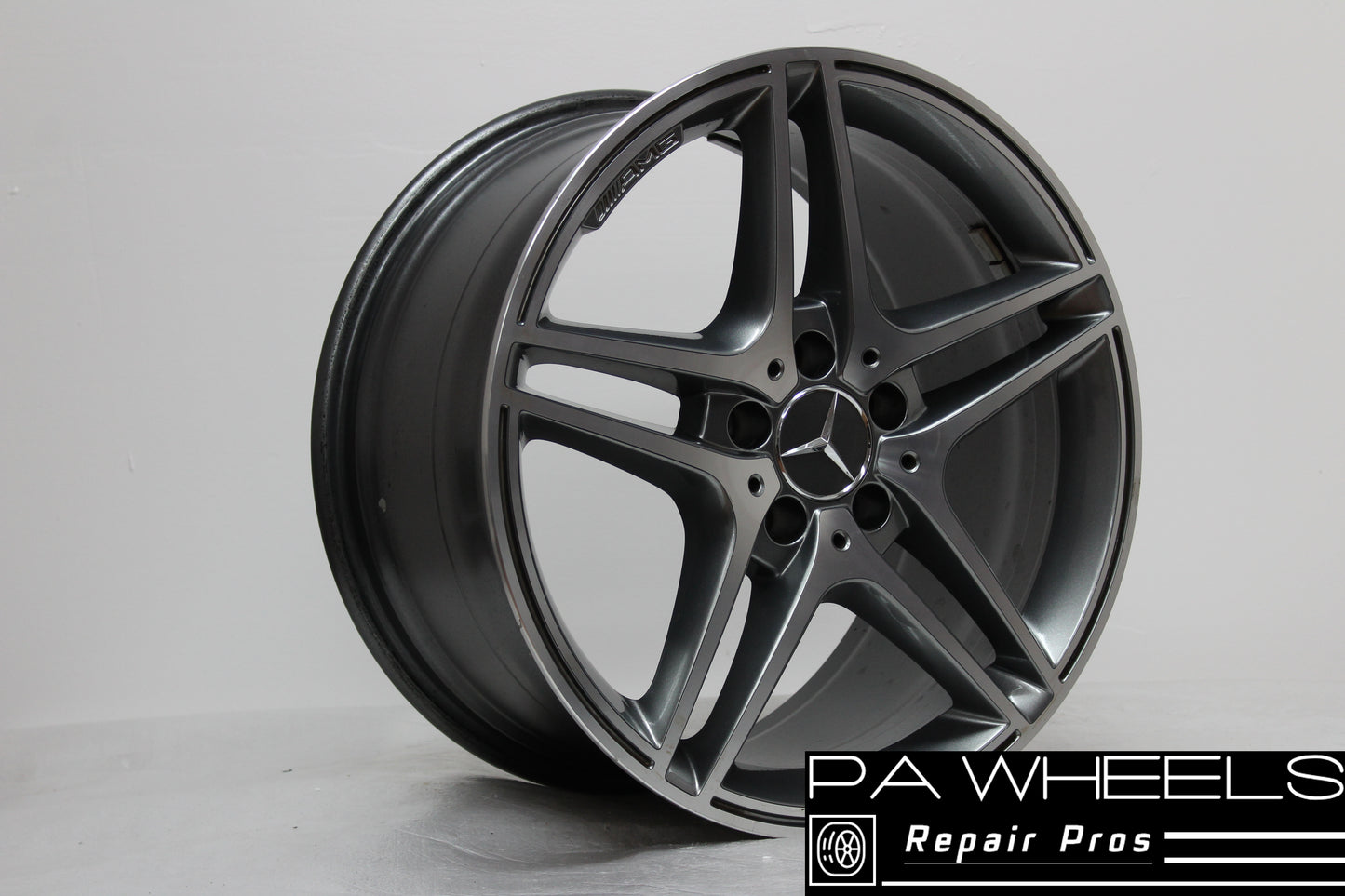 MERCEDES C63 2012-2015 18" FACTORY ORIGINAL FRONT AMG WHEEL RIM