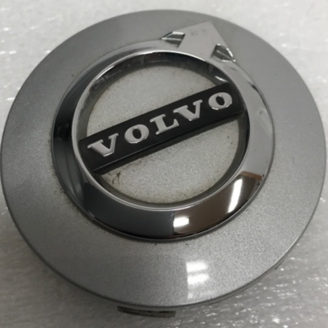 Volvo OEM 31471435 Silver Center Cap ab007b7f