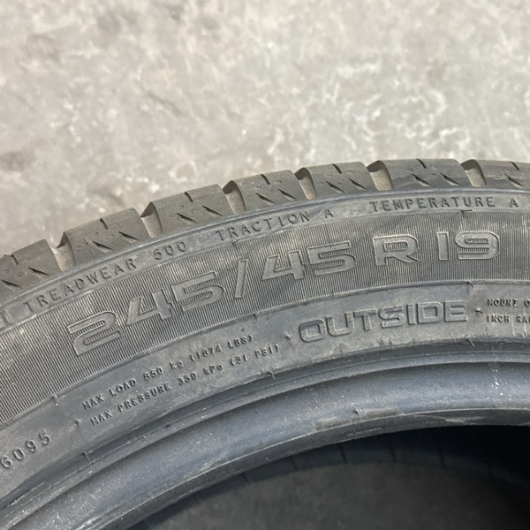 NOKIAN 245/45/19 TIRE b01837a1