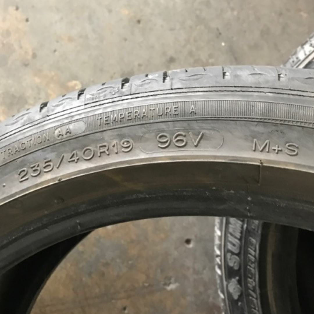One MICHELIN PRIMACY MXM4 235/40/19 Tire d07738d1