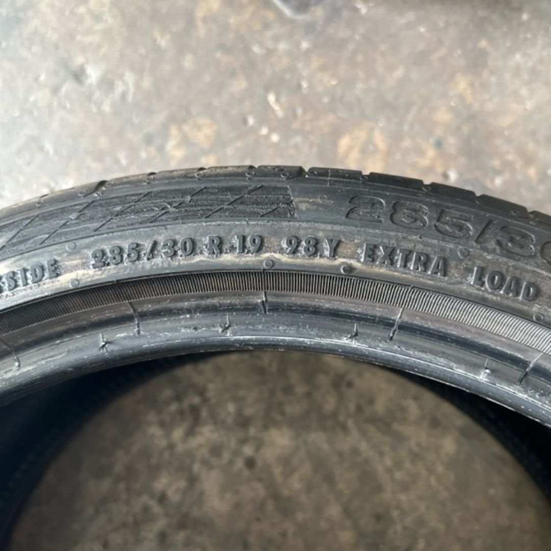 Set of 2 CONTINENTAL ContiSport Contact 285/30/19 Tires 7f48639f