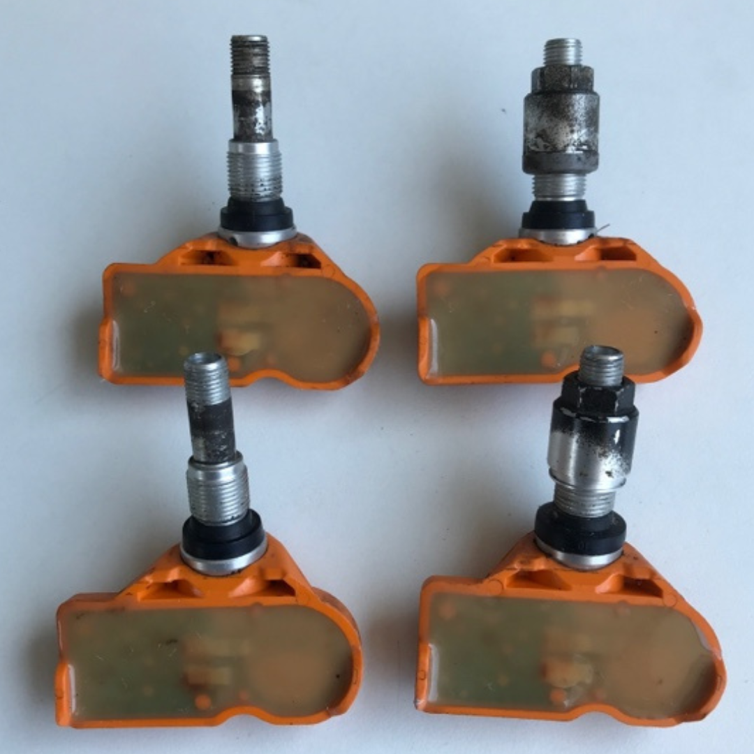 Set of 4 BMW TPMS 6856227-02 787abd75