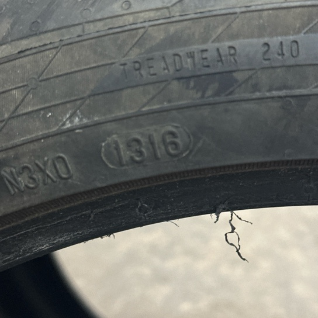 SET OF 2 CONTINENTAL CONTISPORTCONTACT 255/35/19 TIRES 1795523f