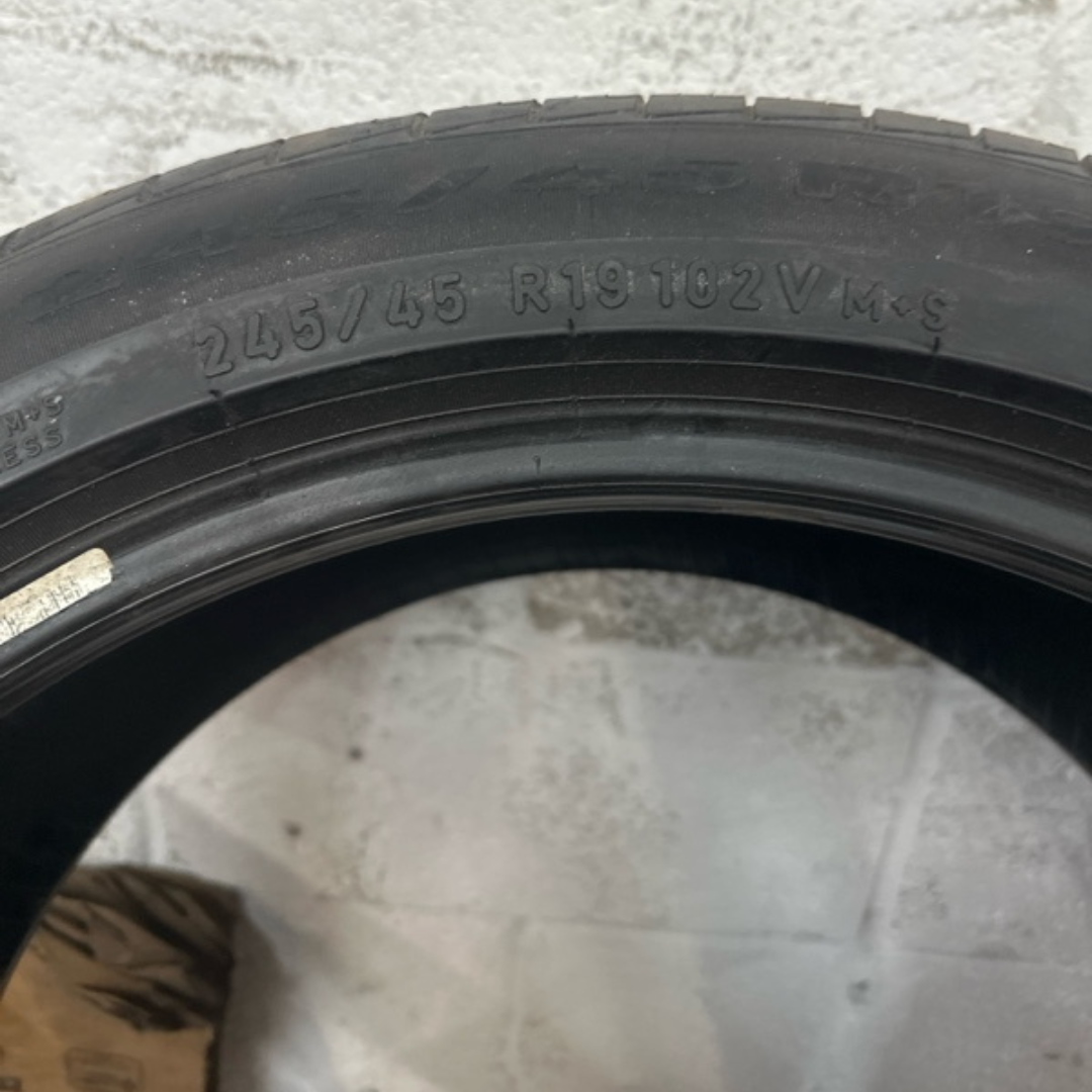 Set of 3 Pirelli Cinturatto P7 All Season Size 245/45/19