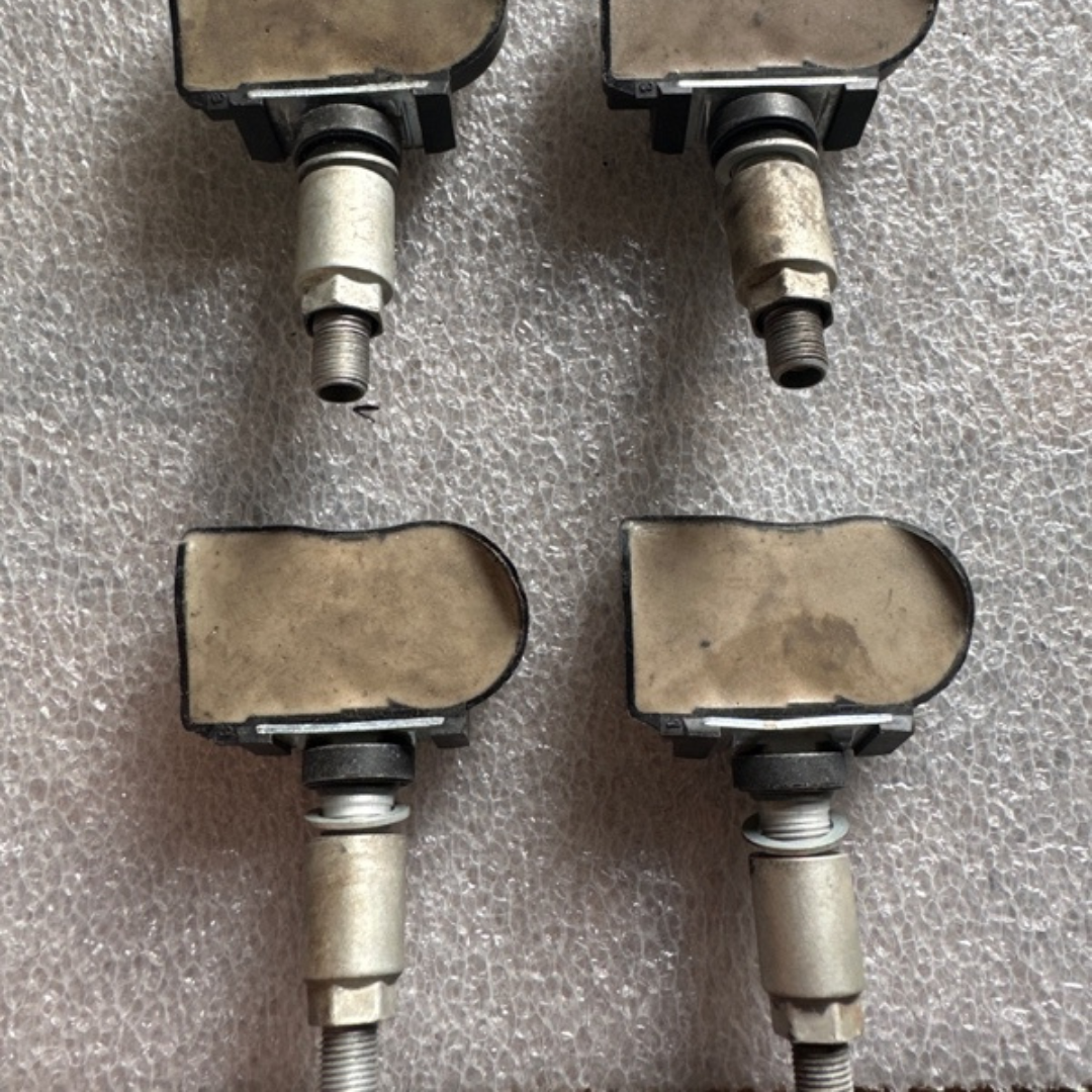 Set of 4 Honda TPMS Tire Pressure Sensor 42753-T6N-A01 01b53b81