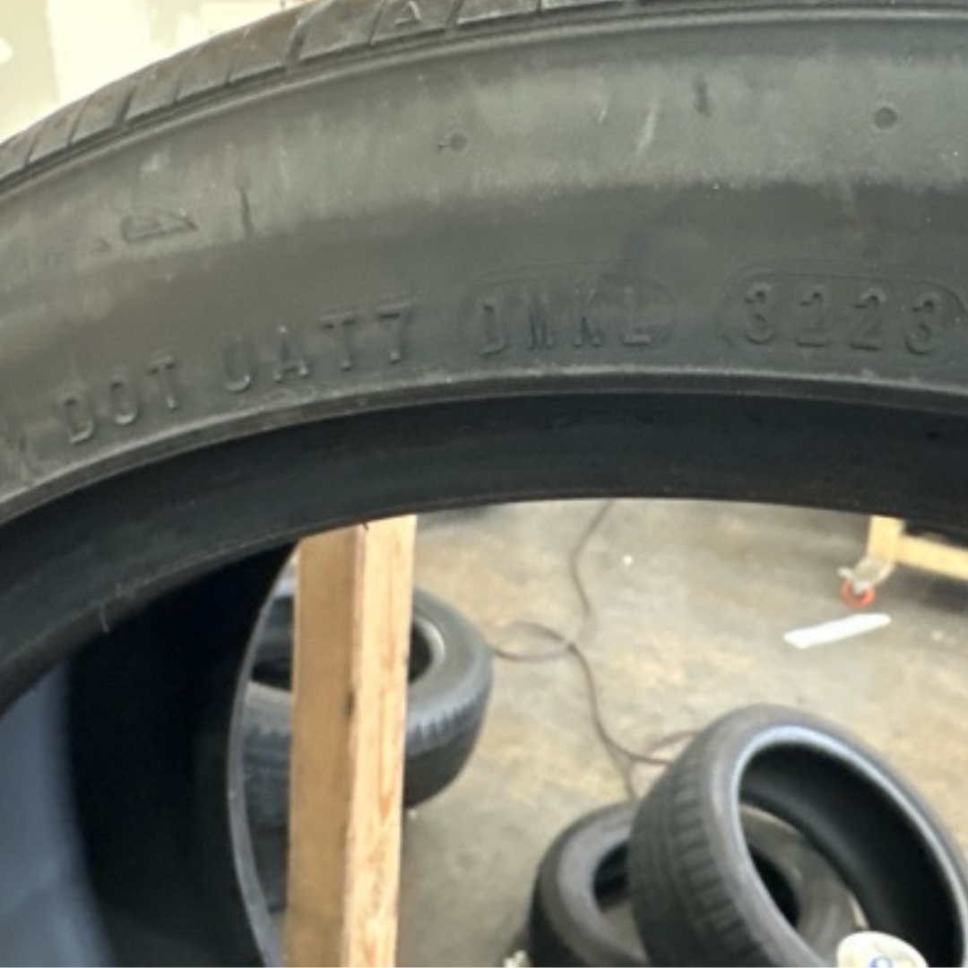 SET OF 2 NEXEN 225/40/18 TIRES 0a8a9a5f