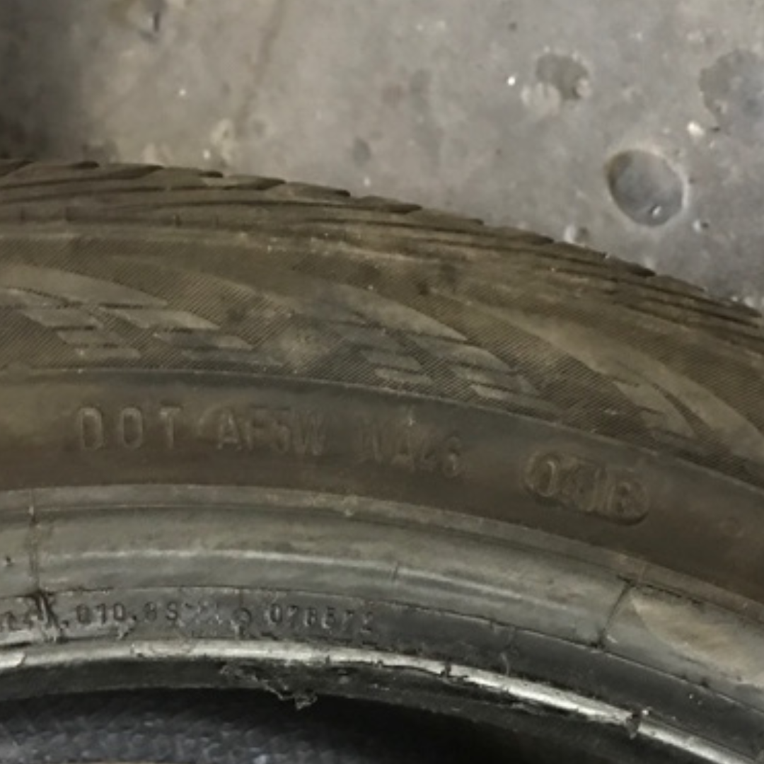 One Continental ContiProContact 255/40/19 Tire e4454e90